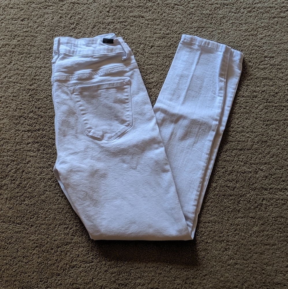 Kan Can White Pants